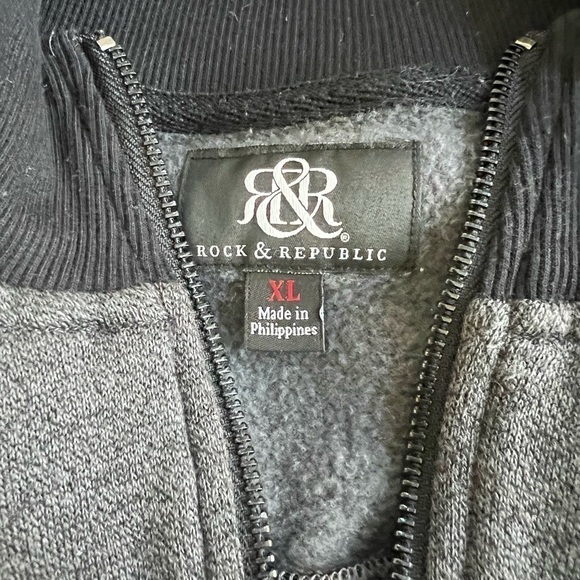 Rock & Republic dark gray long sleeve zip up sweatshirt size XL - Picture 4 of 4